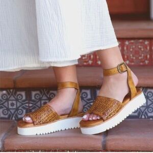 Bed Stu Brisa Leather Platform Sandals
